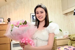 生田絵梨花主演ミュージカルドラマ『とどけ!愛のうた』メイキングが配信開始! 画像