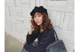 石川恋、カーリーヘアスタイル公開し「新しい恋サン」「クリクリ可愛い!」と注目集める 画像