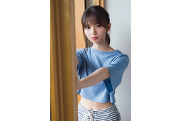 乃木坂46・齋藤飛鳥の“へそチラ”カットが公開に! 画像