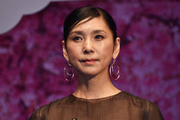 黒木瞳、FAXのやり取りから恋愛がスタート!?結婚の馴れ初め明かす 画像