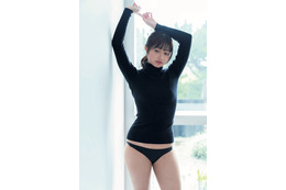 “日本一美しいミスキャンパス”西脇萌、袋とじでグラビアデビュー! 画像