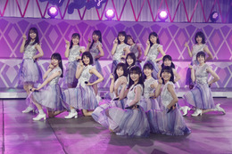 乃木坂46、4期生16人が初の単独ライブを開催!新曲「Out of the blue」を初披露! 画像
