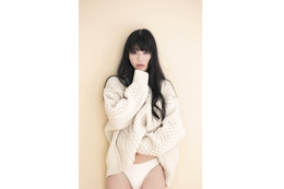 寺嶋由芙、ニット姿のセクシーカット!限定版表紙も公開に 画像