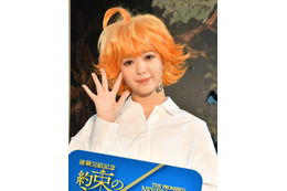 藤田ニコル、「交際は順調ですか?」の声に会釈のみ 画像