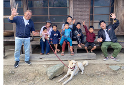 サンドウィッチマン、動物23匹&7人の大家族を初訪問......『坂上どうぶつ王国 新春SP』 画像