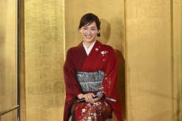 綾瀬はるか、生まれ変わっても女性がいい!「柔らかいし、いいかな」 画像