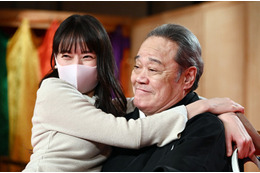 戸田恵梨香、今度は“魔性の介護ヘルパー”役!ネット驚き「引き出し凄い」 画像