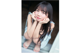 日向坂46・齊藤京子、1st写真集パネル展の追加開催決定!テーマは「座る恋人」 画像