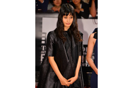 橋本愛、名曲『木綿のハンカチーフ』を生熱唱!SNSは感動の嵐「じんわり涙出てきた」 画像