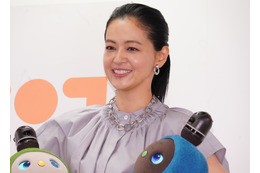 家族型ロボットにゾッコンの黒谷友香、“生身のパートナー”は「誰か、探してください!」 画像