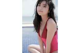 大原優乃、カレンダー本日発売で動画メッセージ!「愛と感謝を込めた作品」 画像