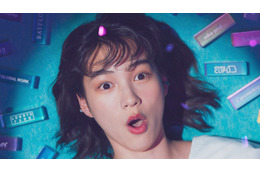 “のん”が元気いっぱいに跳んで跳ねる!新CMが公開! 画像