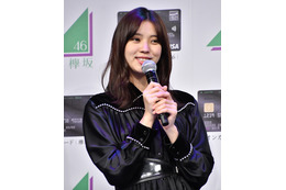 櫻坂46・小林由依、自分の腕で体をくぐりぬける“軟体技”披露!スタジオ驚愕 画像