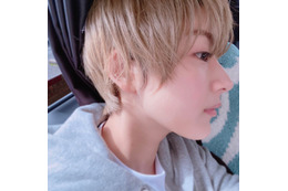 平祐奈、金髪ショート&カツラ外したロングヘアの“ビフォーアフター”公開 画像