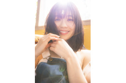 元フェアリーズ・伊藤萌々香、4年ぶりの写真集で初のランジェリーに挑戦! 画像
