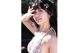 エラバレシ・朝倉ゆり&本木瞳が“純文学”テーマのグラビアDVD発売!ソロの新曲も収録! 画像