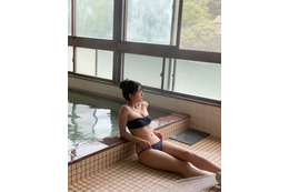 豊田ルナ、しっとりお風呂グラビアのオフショットが公開に！ 画像