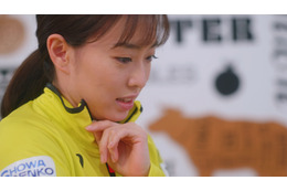 卓球・石川佳純選手、「父の日」SPムービー出演!“一発撮り”で父親の欲しいプレゼントを推理 画像
