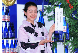 浅田真央が“浴衣姿”で七夕の願い事!「過去の自分を越えたい!」 画像