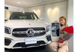 藤田ニコルが人生初マイカー！700万円のベンツがついに納車！ 画像