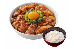 吉野家史上最大ボリューム「スタミナ超特盛丼」が“追い飯”追加でパワーアップ 画像