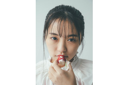 大原優乃、グラビア撮影の裏側を初公開！大人びた表情にも注目 画像