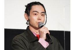 菅田将暉、満席の劇場風景に感動「100％お客さんが入っている劇場を久々見ました」 画像