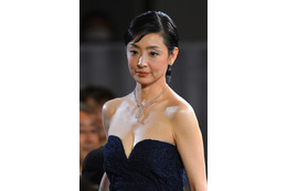 草刈民代、56歳で人生初ビキニ!「最初で最後の一枚となるでしょう」 画像