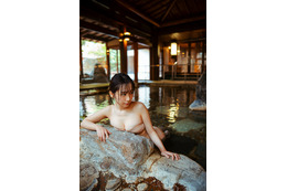 圧巻の露出度......伊織もえ、2nd写真集“重版”記念イベント開催決定! 画像