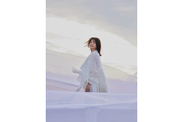 吉岡聖恵、初のオリジナル楽曲「まっさら」MVがYouTubeでプレミア公開 画像