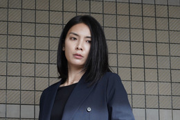 秋元才加、敏腕マネジャー役でドラマ『ゴシップ』第2話ゲスト出演! 画像