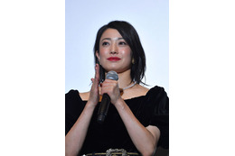 菅野美穂、夫婦生活語る　堺雅人にいつもおねだり「一口ちょうだい」 画像