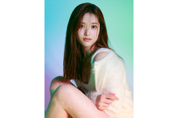 松村沙友理の2022年カレンダー表紙3パターン公開!予約受付も開始! 画像