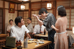 五十嵐、居酒屋でヤケ酒!すみれと一触即発の大騒動に!明日の『カムカムエヴリバディ』第89話 画像