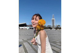 実は真冬に撮影!石川恋、真夏ファッション公開「ハッピーな夏を想像しながら」 画像