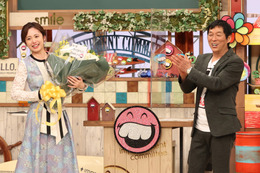 フジ退社の久慈暁子アナ、最後の『お笑い向上委員会』でさんまからムチャぶり!渾身のネタを全力披露! 画像