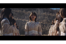 櫻坂46卒業を控える渡邉理佐のラストセンター曲「僕のジレンマ」MVが公開に！ 画像