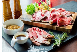 ホテルウィングインターナショナルプレミアム東京四谷、ローストビーフ食べ放題フェア開催! 画像