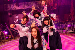 世界をバズらせているガールズグループ2組がNHK『SONGS OF TOKYO』に登場! 画像