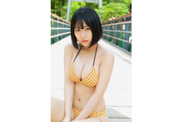 HKT48・田中美久、「STRiKE!」表紙に登場!グラビア引っ張りだこの完璧スタイルを披露 画像