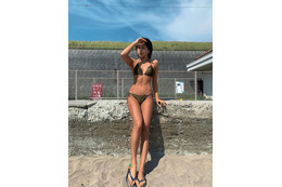 “筋肉女子”とももともも、引き締まった美ボディ&美尻を披露!「バキバキやー」「いいお尻」 画像