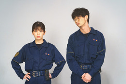 小芝風花＆笠松将が刑事バディ役で軽妙な掛け合い！NHKコメディドラマ『事件は、その周りで起きている』 画像