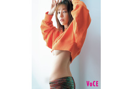 田中みな実、女性誌で究極のクビレ&下乳を大胆披露 画像