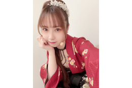 元SKE48・高柳明音、舞台の妖艶な着物衣装姿が好評! 画像
