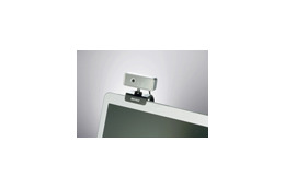 バッファローコクヨ、マイク内蔵の130万画素webカメラ——実売7,035円 画像