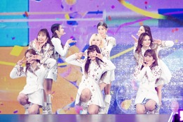 NiziU、初の単独ツアー東京公演で4.5万人動員!最終日には初のドーム公演開催を発表! 画像
