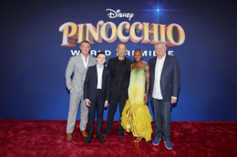 ディズニー実写映画『ピノキオ』本日配信スタート！トム・ハンクスらがレッドカーペットに集結
