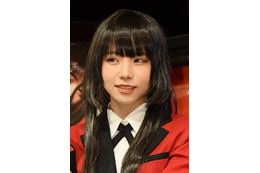 えなこ、グラビア撮影中にセクシーハプニング?「タオル落ちちゃった」 画像