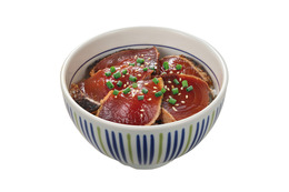 なか卯、「かつおのたたき丼」本日発売! 画像