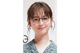 佐々木希、第2子妊娠を報告!夫・渡部建も喜び「この大きな感動を胸に更に精進してまいます」 画像
